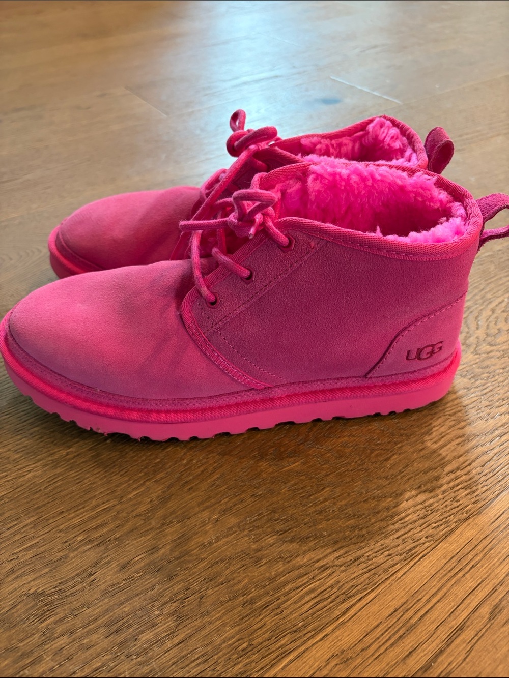 UGG Neumel Boots